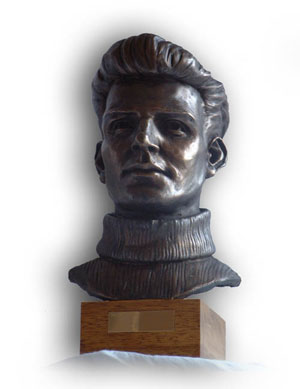 Johnny Thompson bust Sculpture