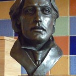 Bust sculpture of Oscar Wilde